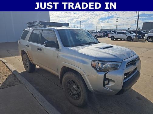 2020 Toyota 4Runner Venture