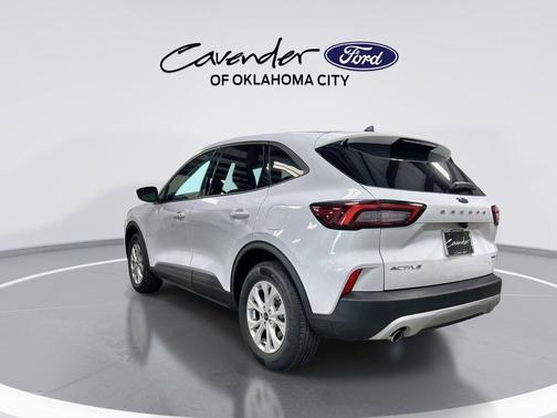Oxford White 2025 Ford Escape Active