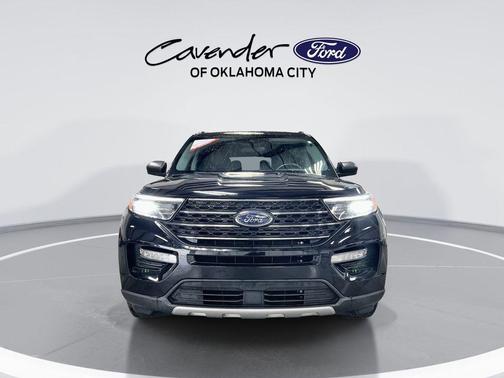 Agate Black Metallic 2023 Ford Explorer XLT