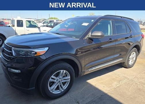 Agate Black Metallic 2023 Ford Explorer XLT