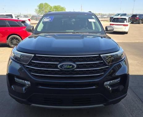Agate Black Metallic 2023 Ford Explorer XLT