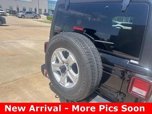 2022 Jeep Wrangler Sport S