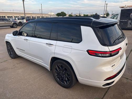 2024 Jeep Grand Cherokee L Summit