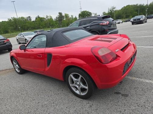 2001 Toyota MR2 Base (M5)