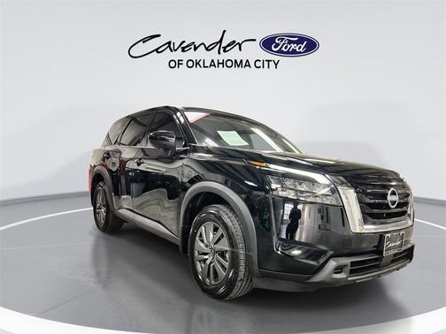 2024 Nissan Pathfinder S