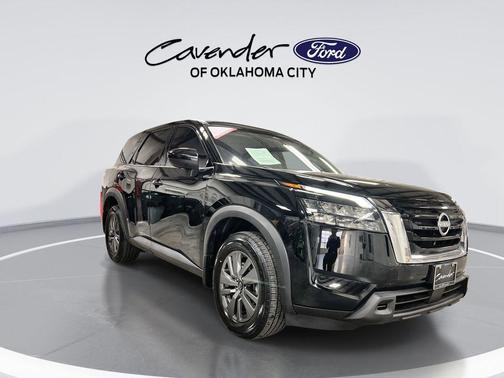 2024 Nissan Pathfinder S