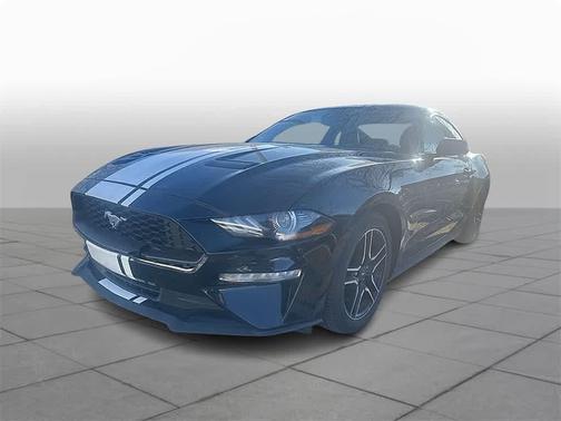 2022 Ford Mustang EcoBoost