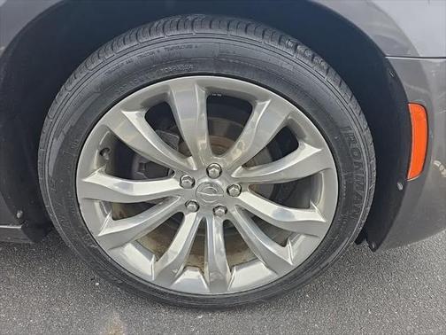 2019 Chrysler 300 Limited