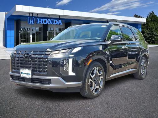 Abyss Black Pearl 2024 Hyundai PALISADE Limited