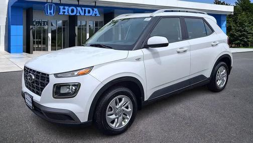 Ceramic White 2020 Hyundai VENUE SEL