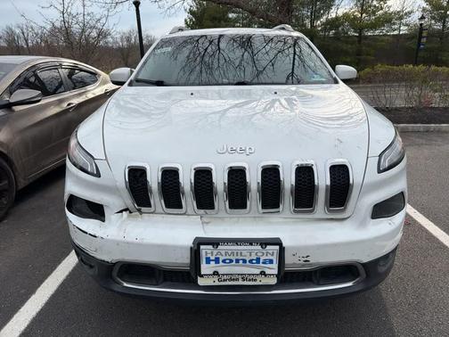 Bright White Clearcoat 2018 Jeep Cherokee Limited