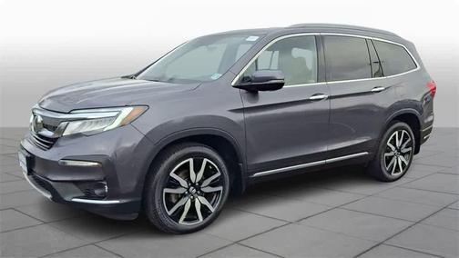 2022 Honda Pilot Touring 8-Passenger