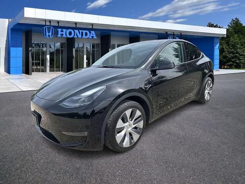 Solid Black 2023 Tesla Model Y Long Range Dual Motor All-Wheel Drive