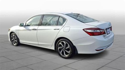 2017 Honda Accord EX-L w/Navigation & Honda Sensing