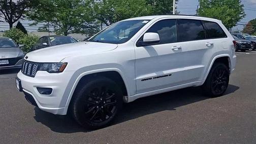 2022 Jeep Grand Cherokee Laredo
