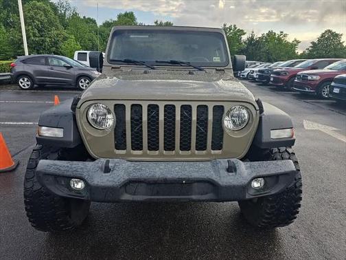 2020 Jeep Gladiator Sport