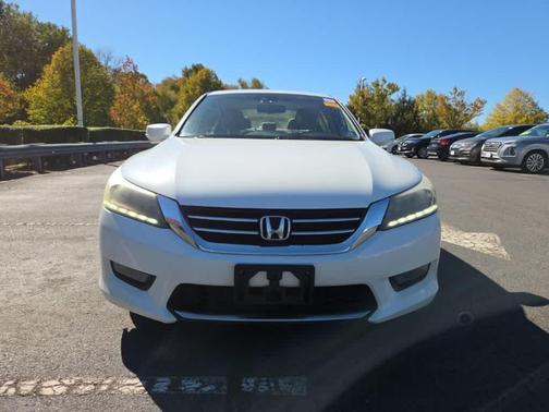 2015 Honda Accord 4dr V6 Auto