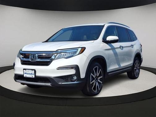 2022 Honda Pilot Touring 8-Passenger