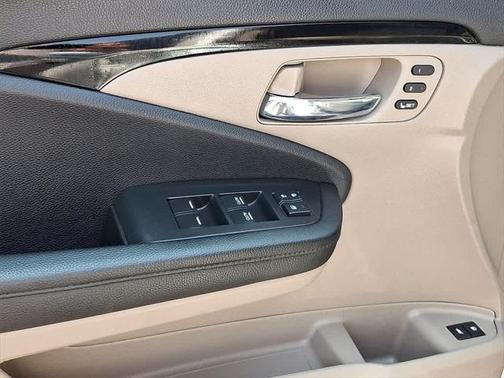 2022 Honda Pilot Touring 8-Passenger