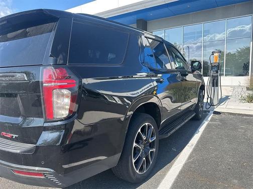 2022 Chevrolet Tahoe 4WD RST
