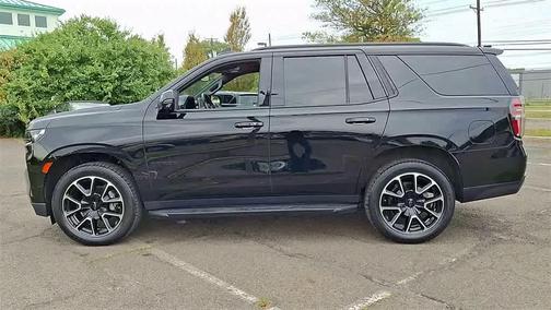 2022 Chevrolet Tahoe 4WD RST