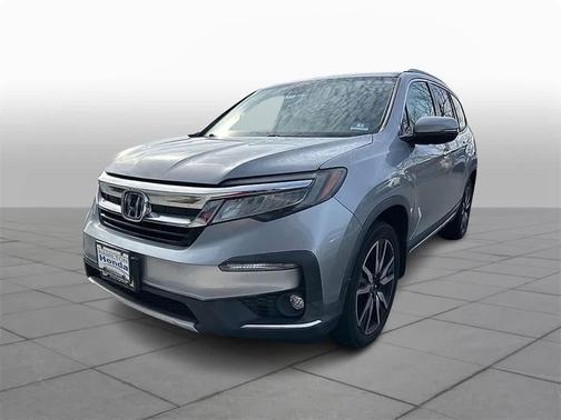 2019 Honda Pilot Touring 8-Passenger
