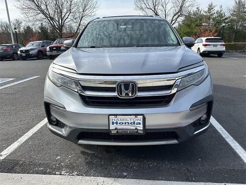 2019 Honda Pilot Touring 8-Passenger