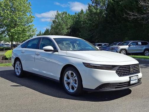 2025 Honda Accord LX 1.5T
