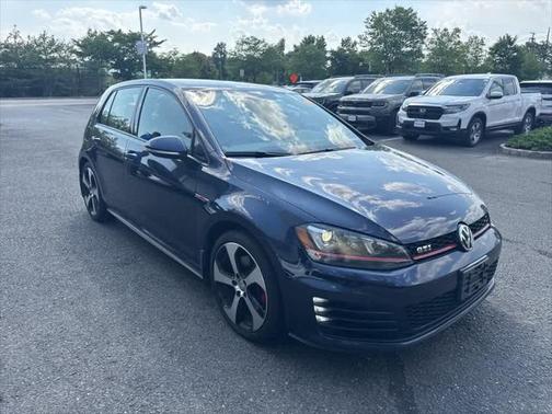 2016 Volkswagen Golf GTI 2.0T SE 4-Door