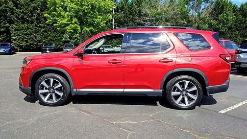 Radiant Red Metallic II 2024 Honda Pilot Touring 8-Passenger