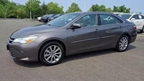 2017 Toyota Camry XLE