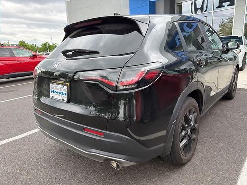 Crystal Black Pearl 2023 Honda HR-V AWD Sport