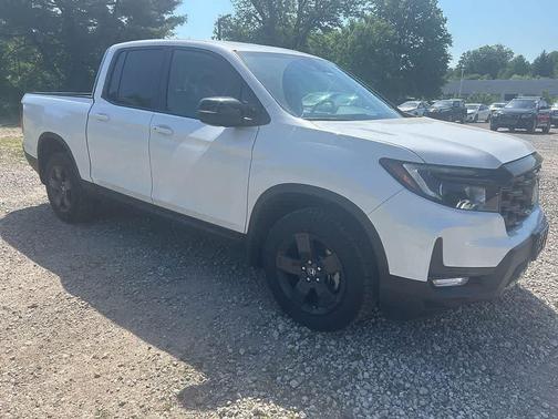 Platinum White Pearl 2026 Honda Ridgeline TrailSport