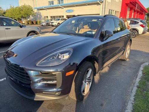 2021 Porsche Macan Base