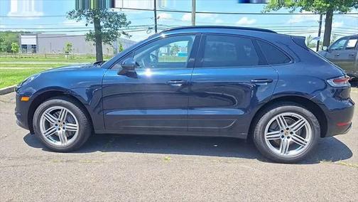 2021 Porsche Macan Base
