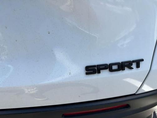 Platinum White Pearl 2024 Honda HR-V Sport