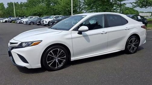 2019 Toyota Camry SE