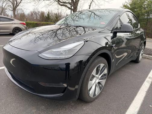 Solid Black 2023 Tesla Model Y Long Range Dual Motor All-Wheel Drive
