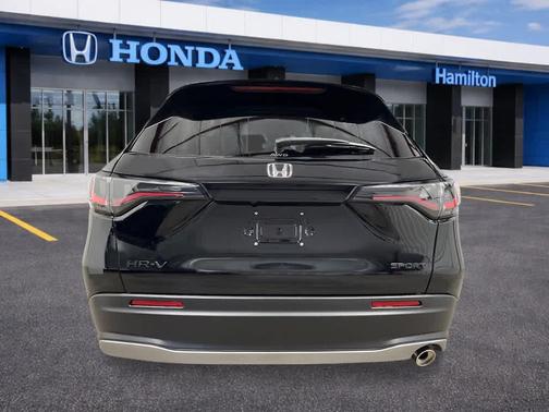 Crystal Black Pearl 2026 Honda HR-V AWD Sport
