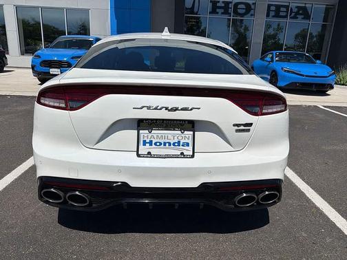 Snow White Pearl 2022 Kia Stinger GT-Line