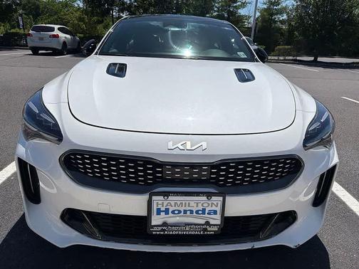 Snow White Pearl 2022 Kia Stinger GT-Line