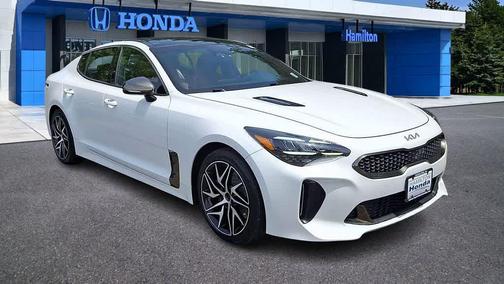 Snow White Pearl 2022 Kia Stinger GT-Line