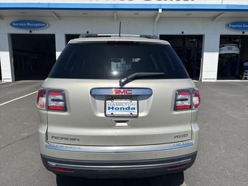 2015 GMC Acadia SLE-2