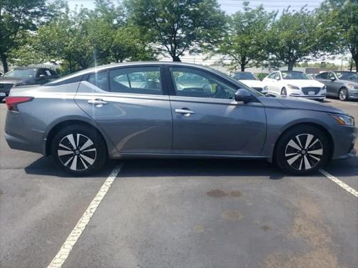 2020 Nissan Altima 2.5 SV