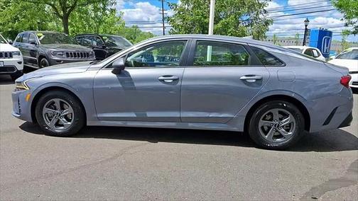 2022 Kia K5 LX