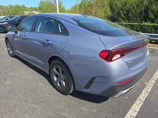 2022 Kia K5 LX