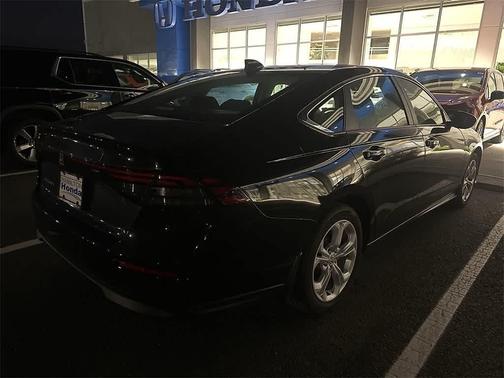 2023 Honda Accord LX 1.5T