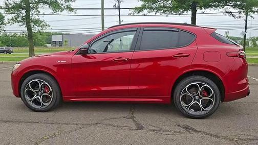 2022 Alfa Romeo Stelvio Ti