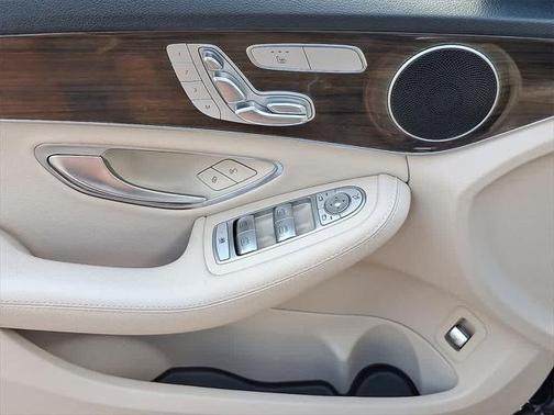 2016 Mercedes-Benz C-Class 4MATIC