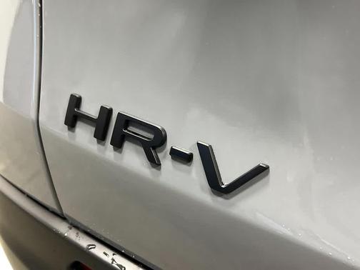 Urban Gray Pearl 2026 Honda HR-V AWD Sport